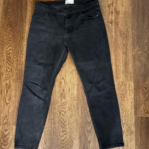 Everlane jeans 
31 Regular - Picture 1 of 4